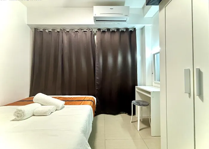 New Oasis Staycation Shore 1 *